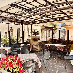 Le Quattro Stagioni Lakeview Acquaseria